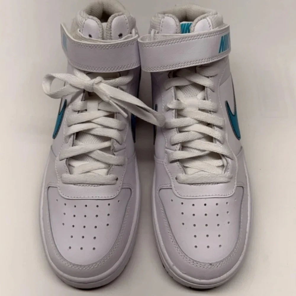 Nike Kids White and Teal High-Top Sneakers Sz 6Y Nike